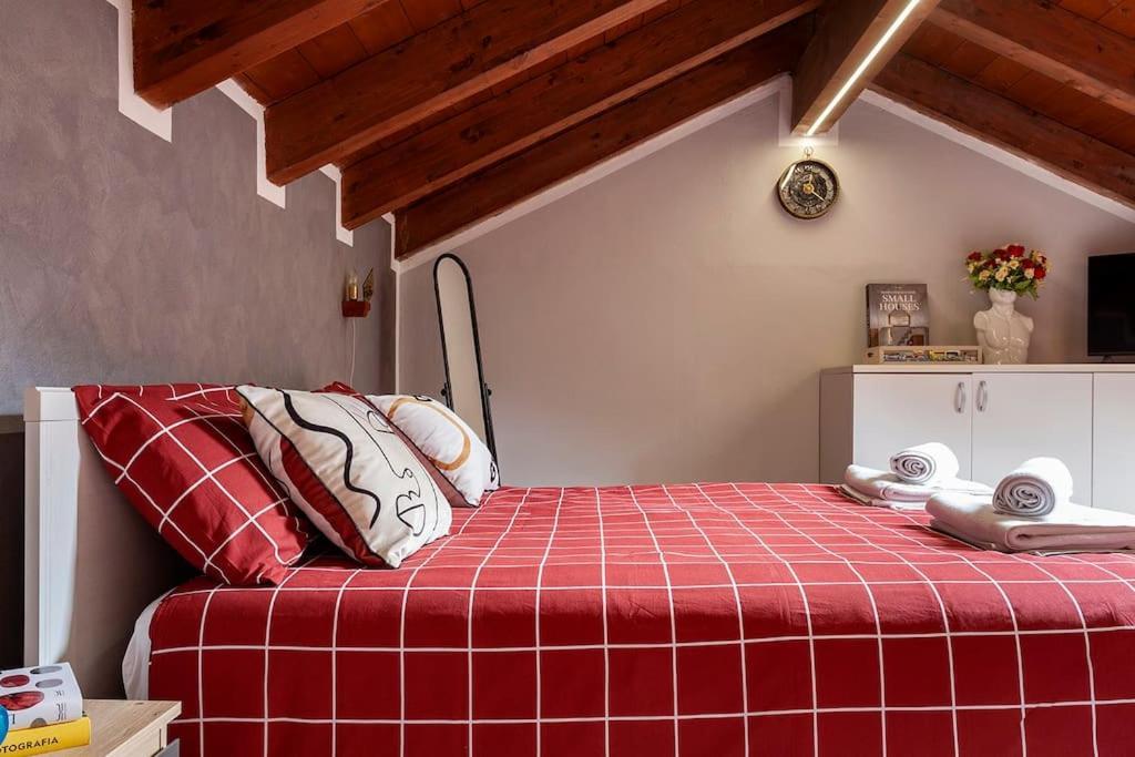 Alex Haus Appartement Somma Lombardo Buitenkant foto
