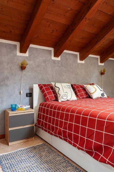 Alex Haus Appartement Somma Lombardo Buitenkant foto
