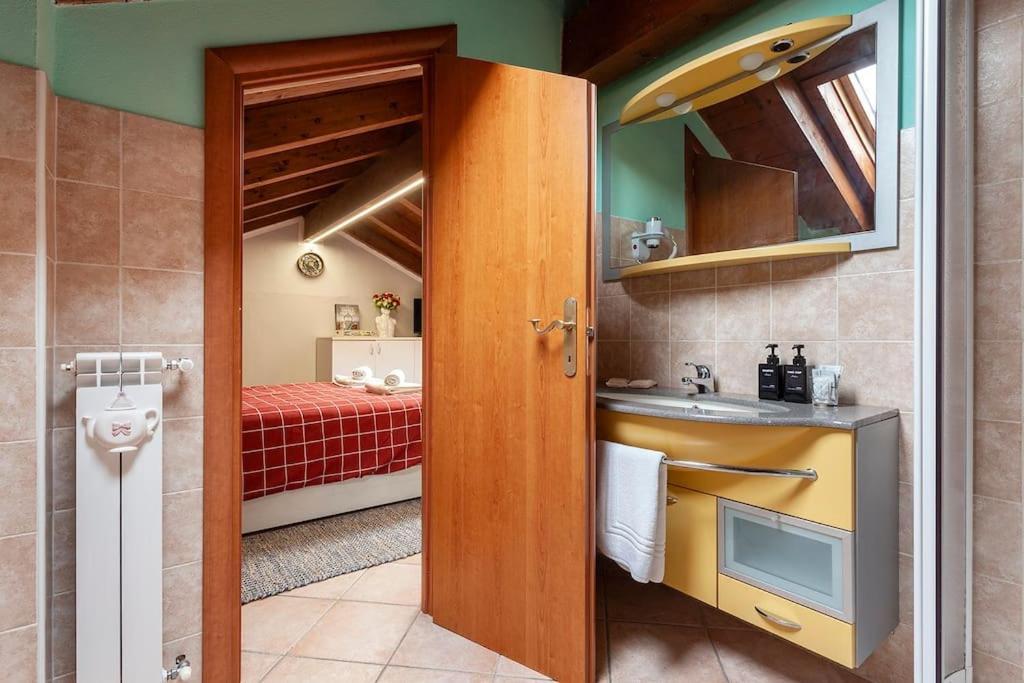 Alex Haus Appartement Somma Lombardo Buitenkant foto