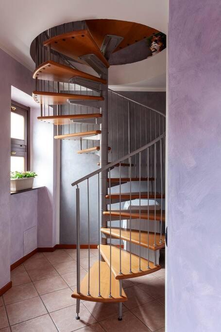 Alex Haus Appartement Somma Lombardo Buitenkant foto
